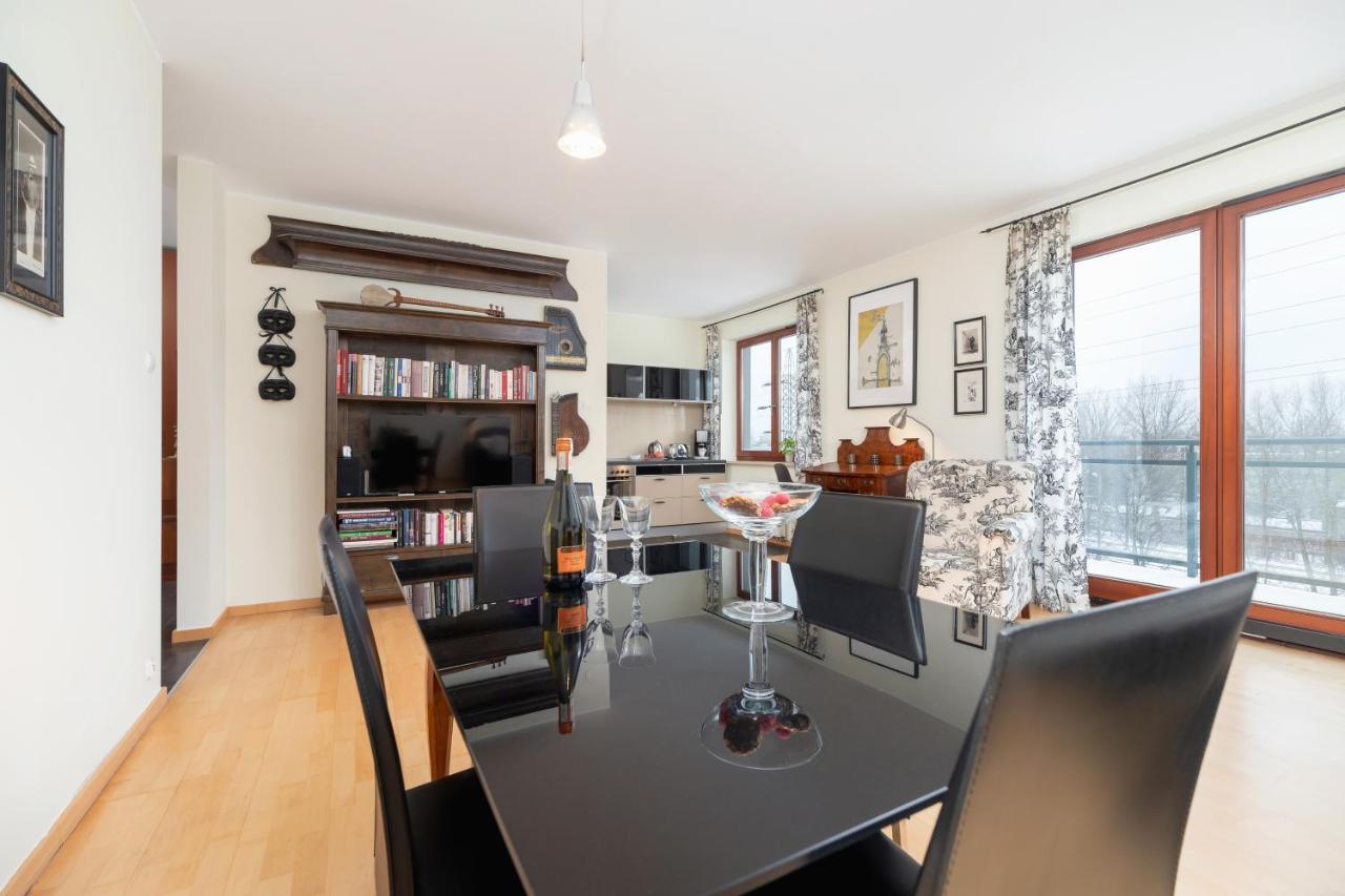 Cracow Pilotow Cosy With Free Parking By Renters Apartment