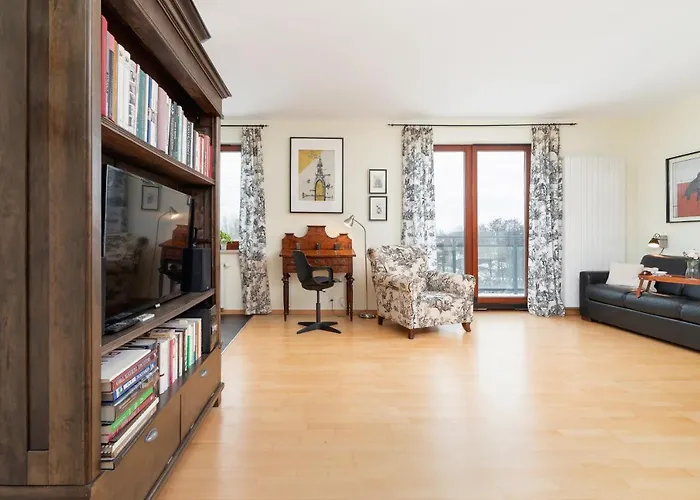 Cracow Pilotow Cosy Studio With Free Parking By Noclegi Renters